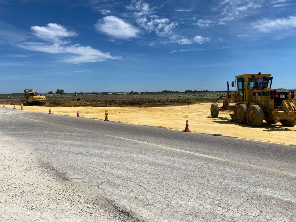 Dirección de obra tractor campo ingnova